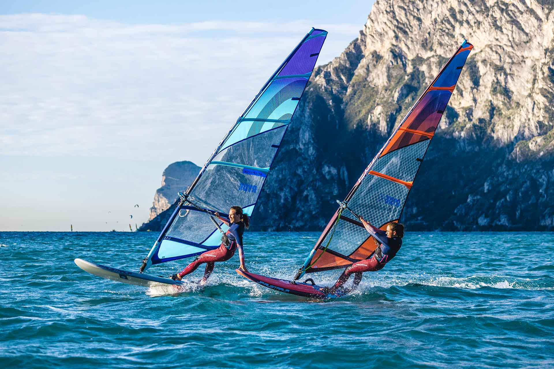 magic ride jp australie boards 2021 lxt and es windsurfing karlin garda
